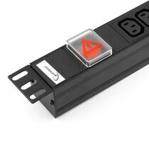 Блок 1 вход С14/  8 выходов C13 с защитой для 19". 16A. 1U